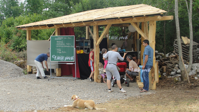 Detalj iz lovinjačkog kampa MMM 15                                                                                                                                                                                                                        