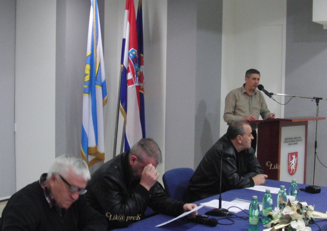 Radno predsjedništvo Skupštine Vukova/©Marko ČULJAT Lika press                                                                                                                                                                                            