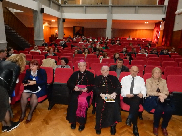 Pred početak gospićke pšremijera  filma o Gospi/Snimio Marko ČULJAT                                                                                                                                                                                       