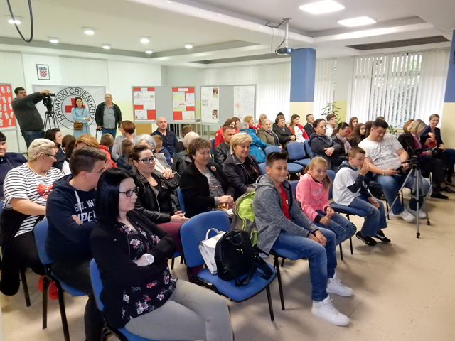Sudionici večerašnje svečane sjednice Crvenog križa                                                                                                                                                                                                       