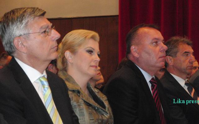 Predsjednica Grabar-Kitarović na svečanoj sjednici Županije 2015./Foto arhiva Lika pressa                                                                                                                                                                 
