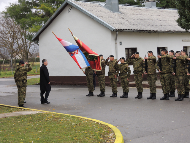 Pozdrav zastavi/Snimio Marko Čuljat                                                                                                                                                                                                                       