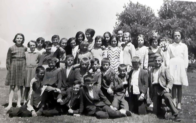Podlapački učenici 1950.                                                                                                                                                                                                                                  
